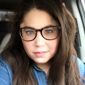 Meet your Posher, Lauren